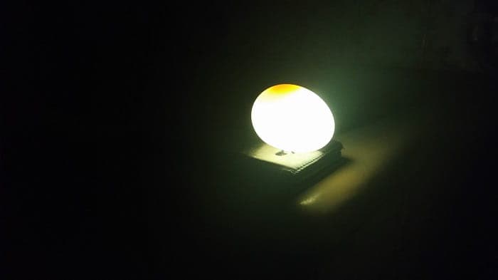 How to make a glowing Egg - egg glowing on the source of light