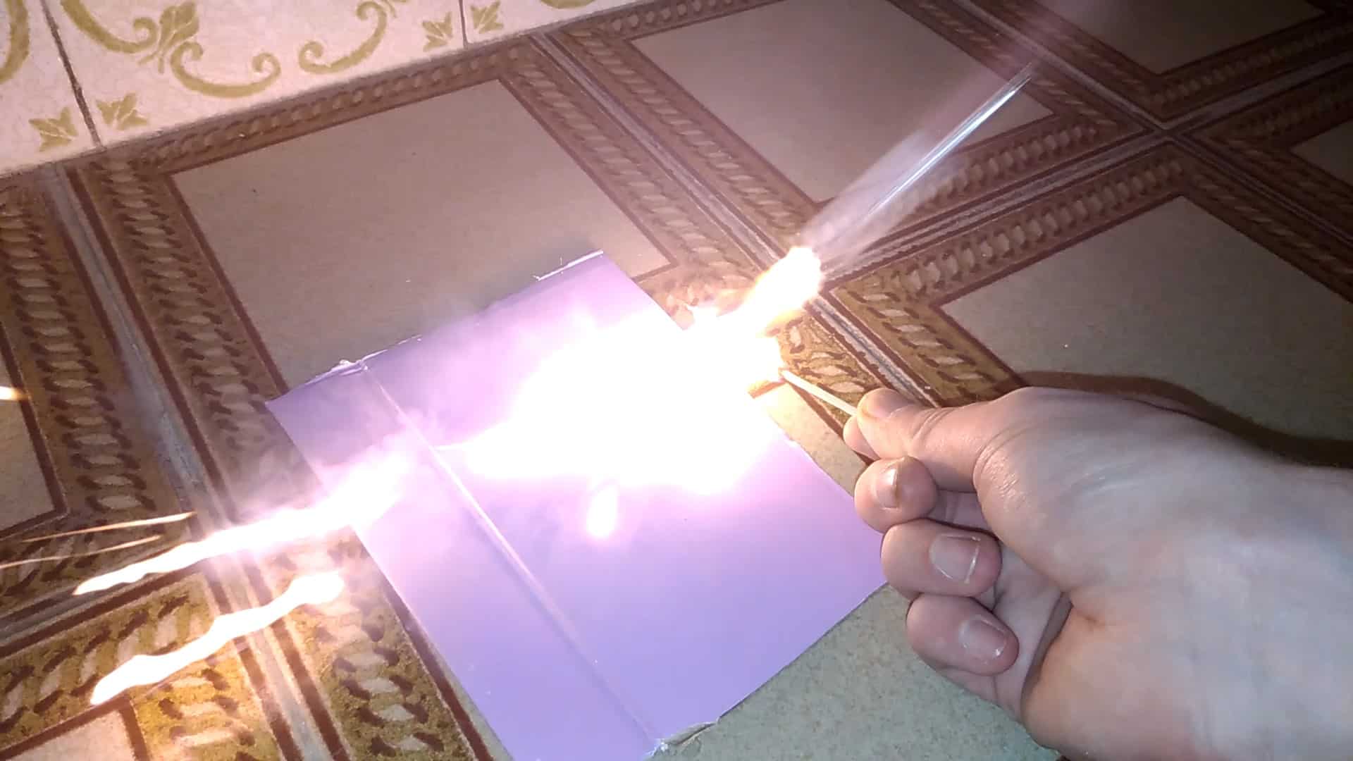How to make a match head rocket