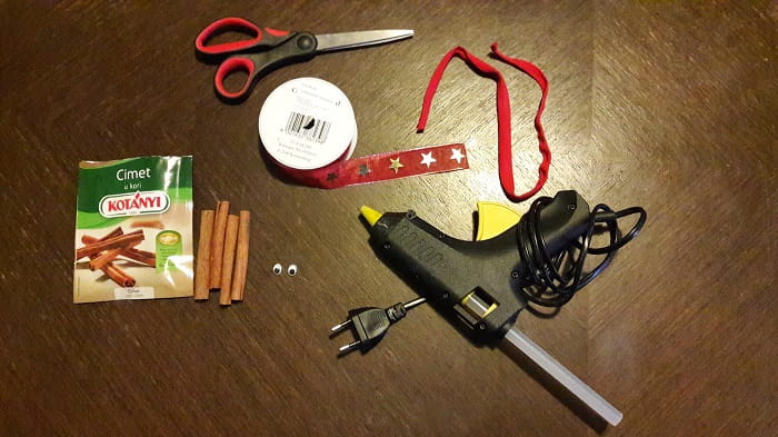 How to make Christmas Reindeer - Materials Needed