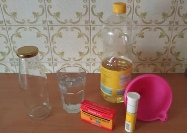 Materials needed to make Lava Lamp